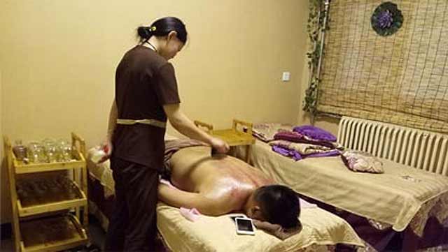 老艾堂.承传手法